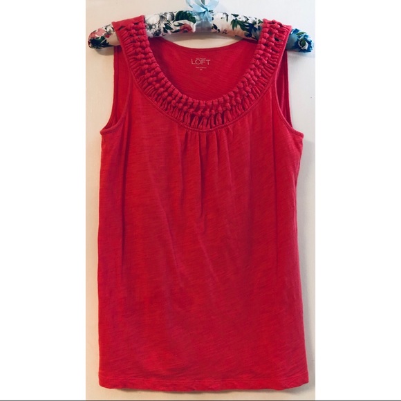 LOFT Tops - LOFT coral scoop neck tank top